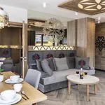 Apartment Modrzejewska *